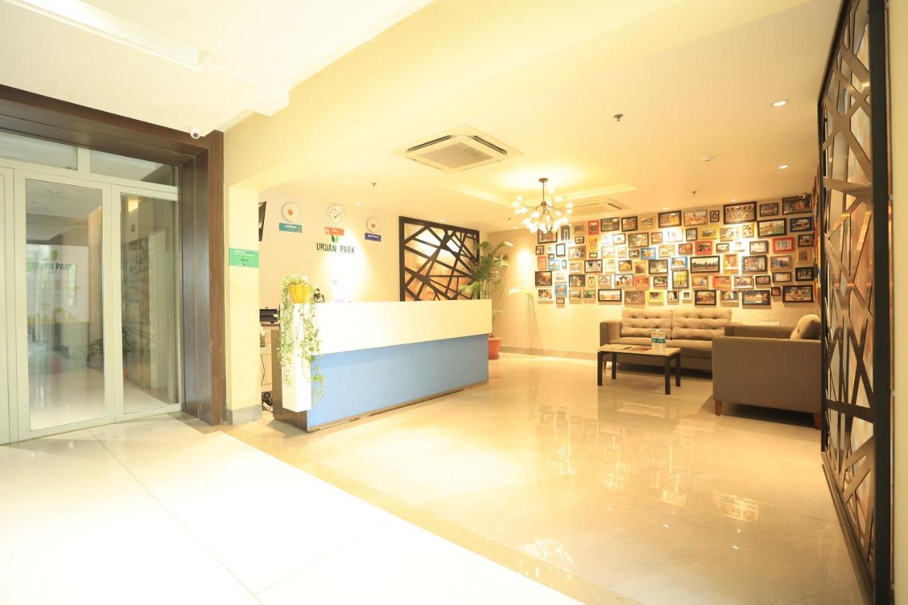 Crystal Urban Park Hotel Bhubaneswar Exterior foto